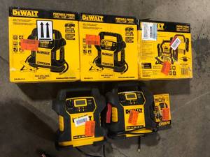 lot 32 image: Lot of Portable Power Starters Various Models and Conditions   Customer Returns See Pictures