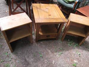 lot 32 image: Solid Wood Rustic coffee table
