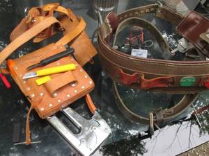 lot 49 image: Estex carpenter tool belt