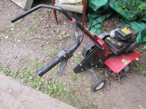 lot 109 image: Lazy Boy 3.5hp gas powered garden tiller