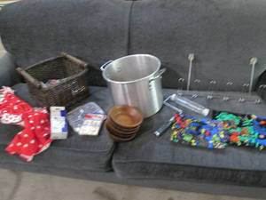 lot 118 image: Assorted housewares