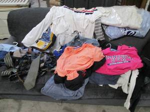 lot 122 image: Assortment of mens clothing