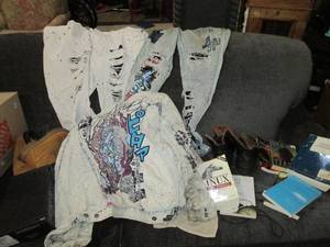 lot 128 image: Lot of mens stylish fashion items