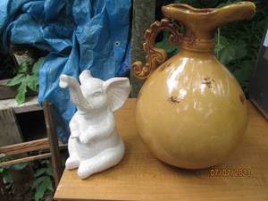 lot 192 image: Home Decor elephant statue plus