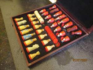 lot 210 image: Fold-up Wood chess board