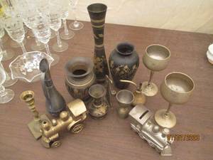 lot 224 image: Brass and other metal themed vases