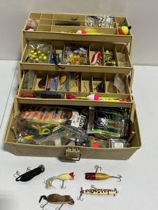 lot 8 image: Another Great Vintage Fishing Tackle and Lures Lot - HEDDON, Plano, and More