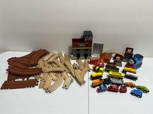 lot 24 image: TOY TRAINS - Thomas The Tank Engine Train Lot and More