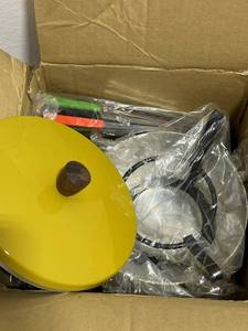 lot 38 image: Fondue Set (Never Used)