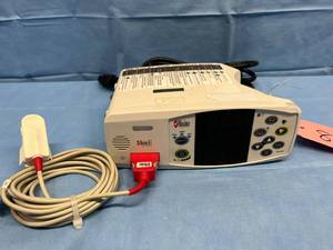 lot 17 image: WOW MSRP $5000 Masimo Set Rainbow Medical Grade&nbspPulse&nbspOximeter Rad 87 With Cables, Finger SPO2 Pulse Sensor Probe Horizontal - Works Great For Professionals That Are On The Go & Need Accuracy