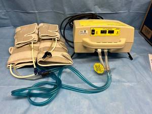 lot 25 image: MSRP $3000 AirCast ArterialFlow System 32A Graduated Intermittent Pneumatic Compression Device With 2 Hoses, 2 Calf Sleeves & 2 Arm Sleeves - Great Working Condition
