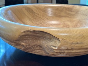 lot 41 image: Chuck McLaughlin Hand Crafted Wooden Bowl