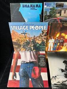9 Records Bruce Springsteen, Village People, Billy Joel
