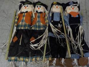 4 - 5 ft Scarecrows with bamboo Sta...
