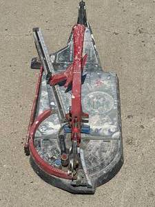 lot 2 image: Masterpiuma 25x25 Made in Italy Tile Cutter $659 new at Amazon