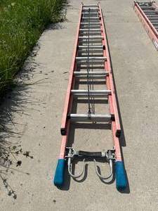 lot 8 image: Louisville 20 Foot Extension Ladder (retails new for $449)