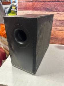 lot 30 image: Visio Wireless Subwoofer