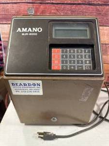 lot 37 image: Armano MJR-8000 Computerized Time Clock