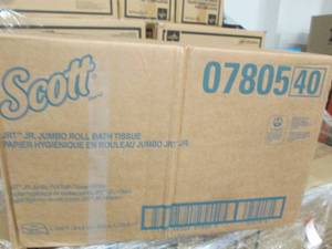 case of scott jrt jr jumbo roll bat...