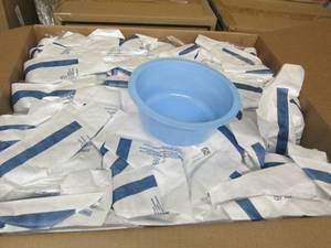 case of 50 solution bowls 32 oz...