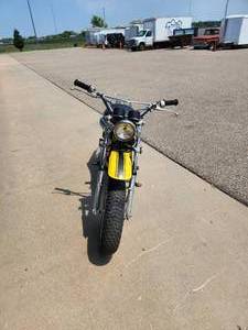 lot 3 image: 1973 RV 125 Suzuki