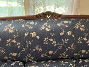 lot 1 image: Antique Couch