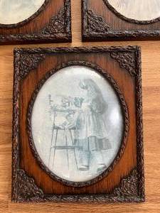 lot 24 image: Lot of 3 Vintage Style Frames with Curved Glass