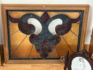 lot 35 image: Vintage Dcor Stained Glass, Wood Shelf, Pictures & More