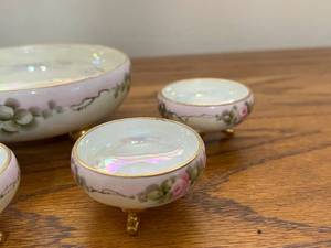 lot 55 image: Bavarian Bowl with 5 Smaller bowls
