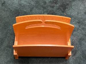 lot 92 image: Birdseye Maple Magazine Holder