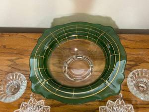 lot 125 image: Vintage Serving Bowl and Candle Holders