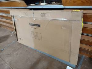 lot 212 image: Square D Model HC4286TSHR Cover...