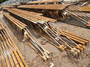 lot 22 image: (5) Bar Joists, Approx. 24 x 325...