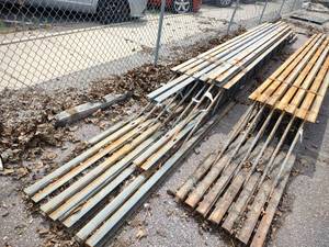 lot 27 image: (4) Bar Joists, Approx. 16 x 259...