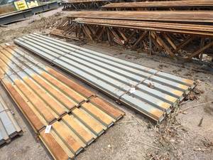 lot 32 image: (25) 36 x 209 Steel Sheets...