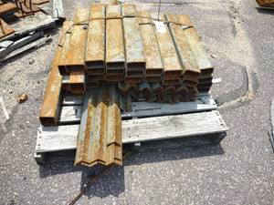 lot 95 image: Assorted Angles Iron & Tubing on Sk...