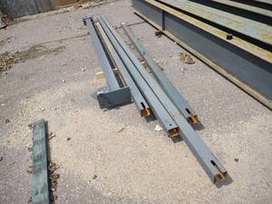 lot 61 image: (5) Assorted Posts, 165-235 Long...