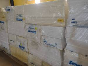 lot 437 image: (20) Bags Synergy Expanded Insulati...