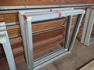 lot 312 image: Western Windows System Aluminum Fra...