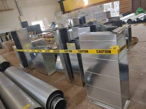 lot 450 image: Assorted Ducting...