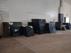 lot 313 image: Western Windows System Aluminum Fra...