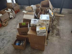 lot 490 image: Assorted Fittings & Misc....
