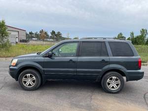 lot 12A image: 2004 Honda Pilot EX - 4X4
