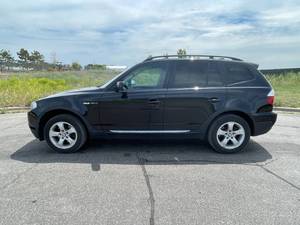 lot 7 image: 2008 BMW X3 3.0SI - AWD