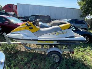 lot 14C image: 2003 Polaris Virage Jetski