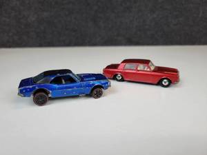 lot 880 image: 1967 Hot Wheels Red Line Custom Camaro and Matchbox Series 24 Rolls Royce Silver Shadow