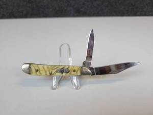 lot 869 image: W.R. Case & Sons Cutlery Co. - Peanut 2 Blade Pocket Knife, Bone Handle, 6220 SS