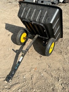 lot 15 image: Polar Single-Axle Lawn Trailer