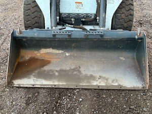lot 6 image: Bobcat Standard Duty 66 Skid Loader Excavation Bucket