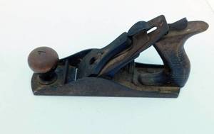 lot 101 image: Vintage Planer